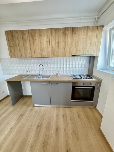 Unirii, 13 Septembrie, Casa Poporului, Hotel JW Marriott, 4 camere.